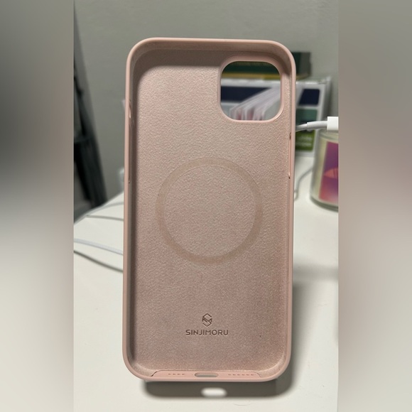 iPhone 14 Pro Max MagSafe Case - Picture 3 of 3